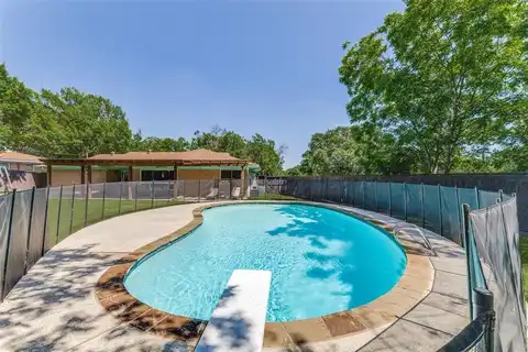 4708 Rockmoor Lane, Fort Worth, TX 76116
