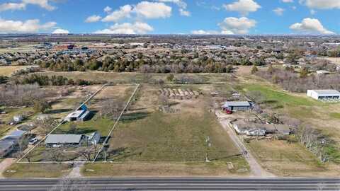 301 Moonlight Drive, Robinson, TX 76706