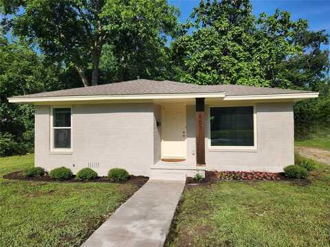 907 S Dixon Street S, Gainesville, TX 76240