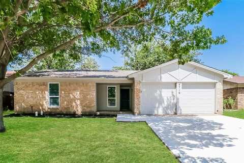 4710 Green Hollow Drive, Arlington, TX 76017