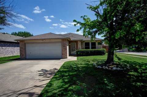 5617 Wiltshire Drive, Fort Worth, TX 76135