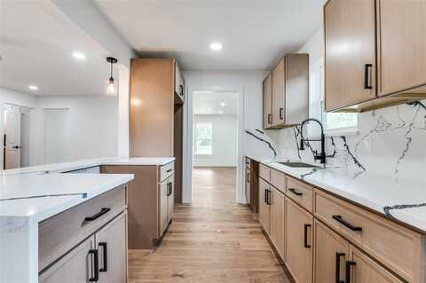 1515 Oak Meadows Drive, Dallas, TX 75232