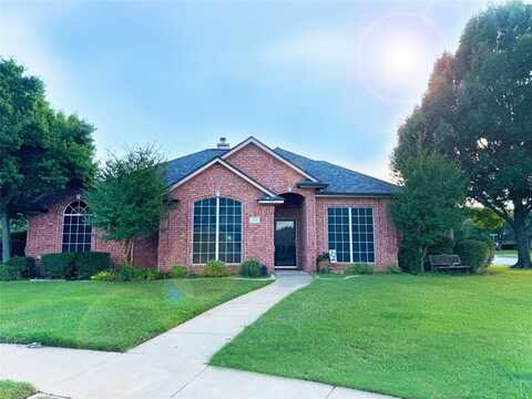 504 Amanda Court, Burleson, TX 76028