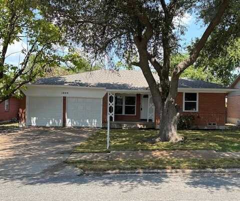 1809 W Birge, Sherman, TX 75092