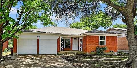 1809 W Birge, Sherman, TX 75092