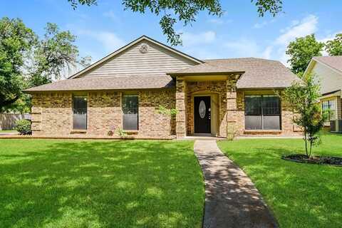9301 Shipman Street, Rowlett, TX 75088