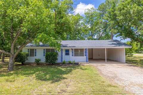 704 N Sixth Street, Bangs, TX 76823
