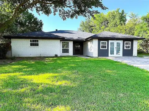 2946 Ridgewood Drive, Grapevine, TX 76051