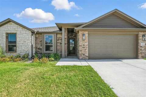 633 Mooney Drive, Saginaw, TX 76179