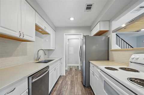 3931 N Garland Avenue, Garland, TX 75040