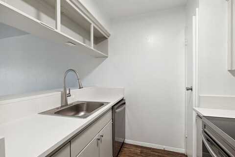 4837 Cedar Springs Road, Dallas, TX 75219