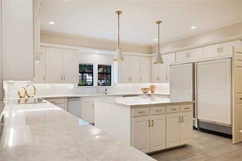 7 Duncannon Court, Dallas, TX 75225