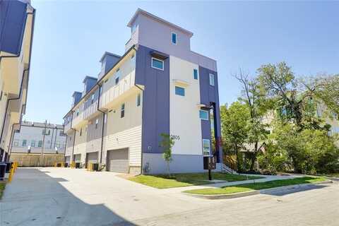 2805 Weisenberger Street, Fort Worth, TX 76107