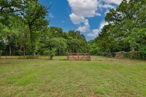 7300 W Line Road, Collinsville, TX 76233