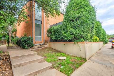 576 E Avenue J, Grand Prairie, TX 75050