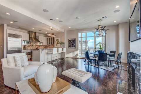 2555 N Pearl Street, Dallas, TX 75201