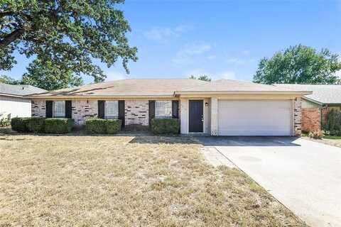 4210 Maple Springs Drive, Arlington, TX 76001