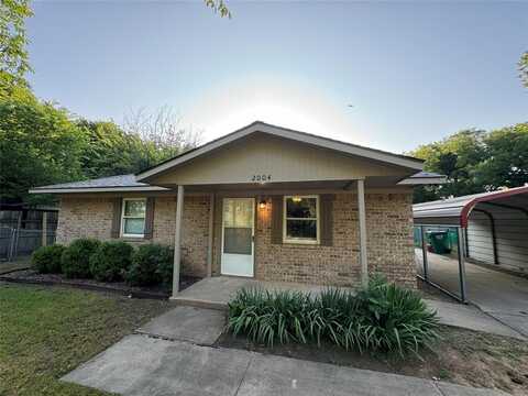 2004 THROCKMORTON Street, Gainesville, TX 76240