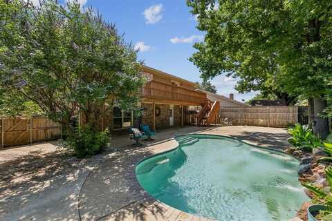 3233 Princess Street, Bedford, TX 76021
