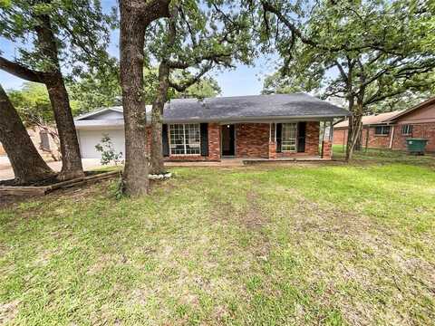 1613 Mims Street, Fort Worth, TX 76112