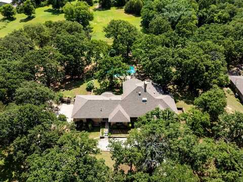 6837 Roberts Lane, Fort Worth, TX 76140
