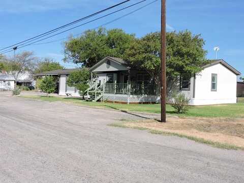 506 W Second Street W, Goldthwaite, TX 76844