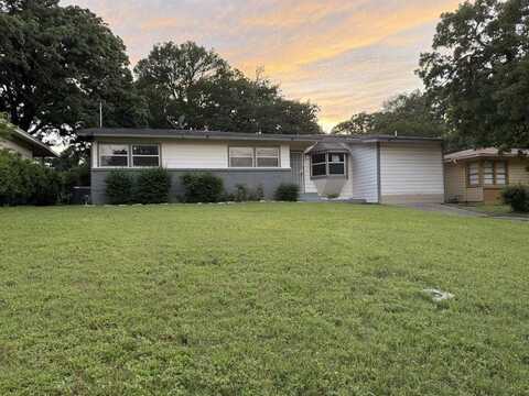 1844 Montclair Drive, Fort Worth, TX 76103
