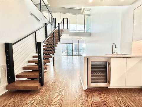 2500 N Houston Street, Dallas, TX 75219