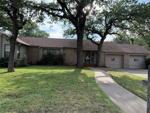 1201 NW 7th Avenue, Mineral Wells, TX 76067