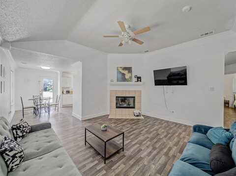416 W 9th Street, Dallas, TX 75208