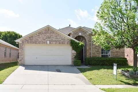 8408 Prairie Fire Drive, Fort Worth, TX 76131