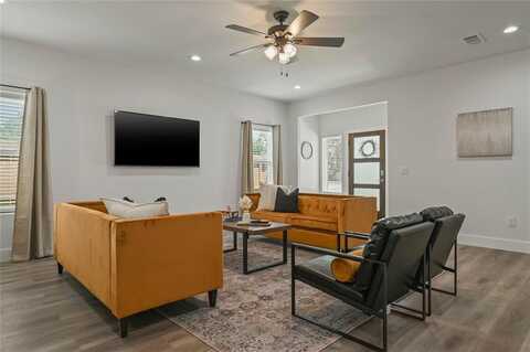 532 W Florence Street, Denison, TX 75020