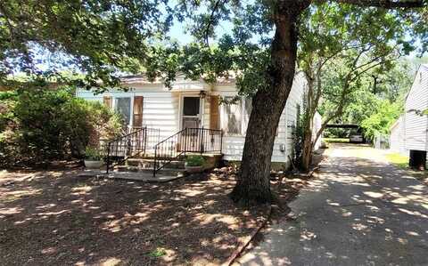 3313 Pueblo Trail, Lake Worth, TX 76135