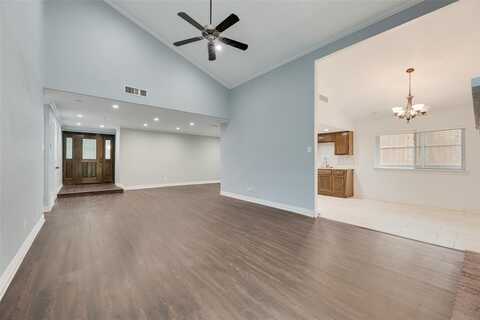 2406 Via Barcelona, Carrollton, TX 75006