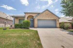 3820 Denridge Lane, Fort Worth, TX 76262