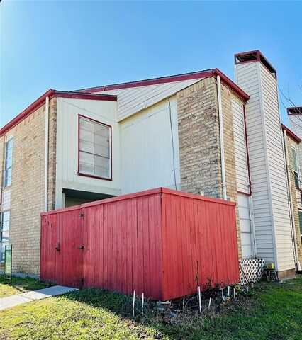 919 S Weatherred Drive, Richardson, TX 75080