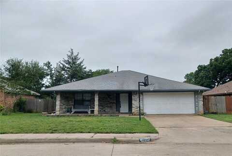 217 Oakhaven Drive, Grand Prairie, TX 75050