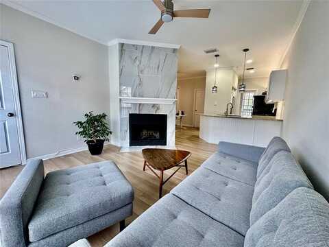 4800 W Lovers Lane, Dallas, TX 75209
