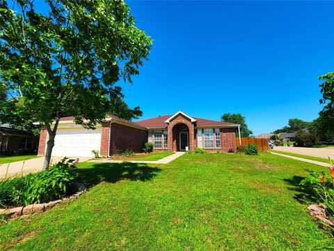 2901 Custer Drive, Corinth, TX 76210