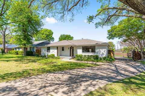 2305 Fenestra Drive, Dallas, TX 75228