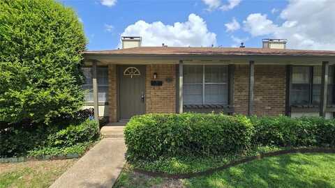 4318 Leatherwood Lane, Garland, TX 75042