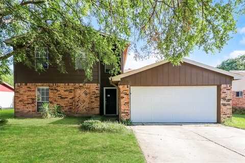 830 Frances Drive, Grand Prairie, TX 75052