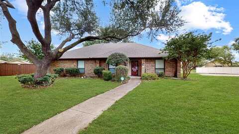 1931 Crestside Circle, Carrollton, TX 75007