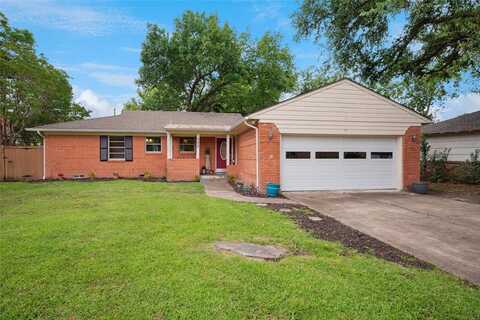 522 Carol Court, Richardson, TX 75081