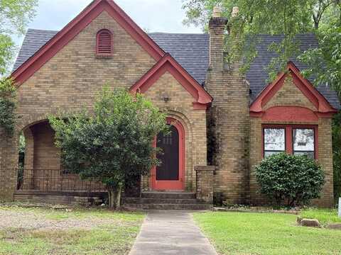 437 Jefferson Street, Pittsburg, TX 75686