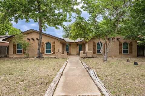 805 N Fielder Road, Arlington, TX 76012