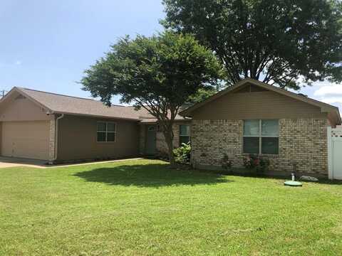 805 Panama Court, Granbury, TX 76048