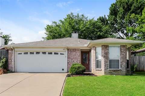 400 Moss Hill Drive, Arlington, TX 76018