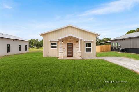 1109 E Navarro Avenue, Mart, TX 76664