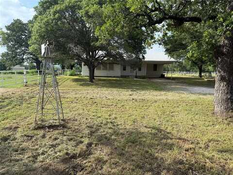 820 Goshen Road, Springtown, TX 76082
